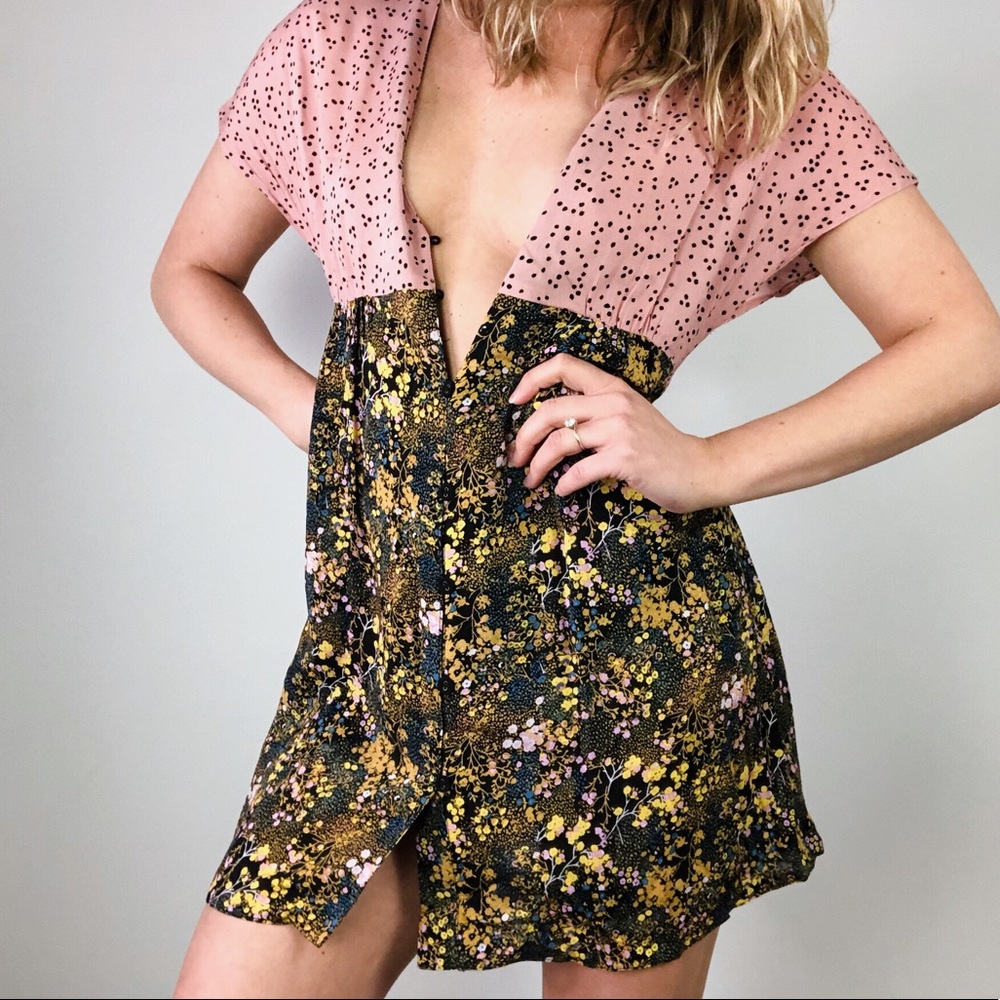 URBAN OUTFITTERS | Soft Button Up Cotton Dress B8